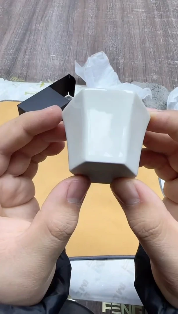 【闪购商品】其他六方陶瓷小客杯