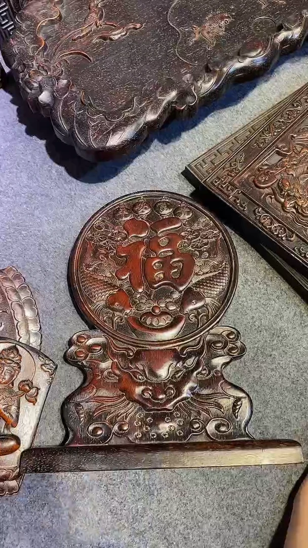 木紫檀雕刻板一物一拍