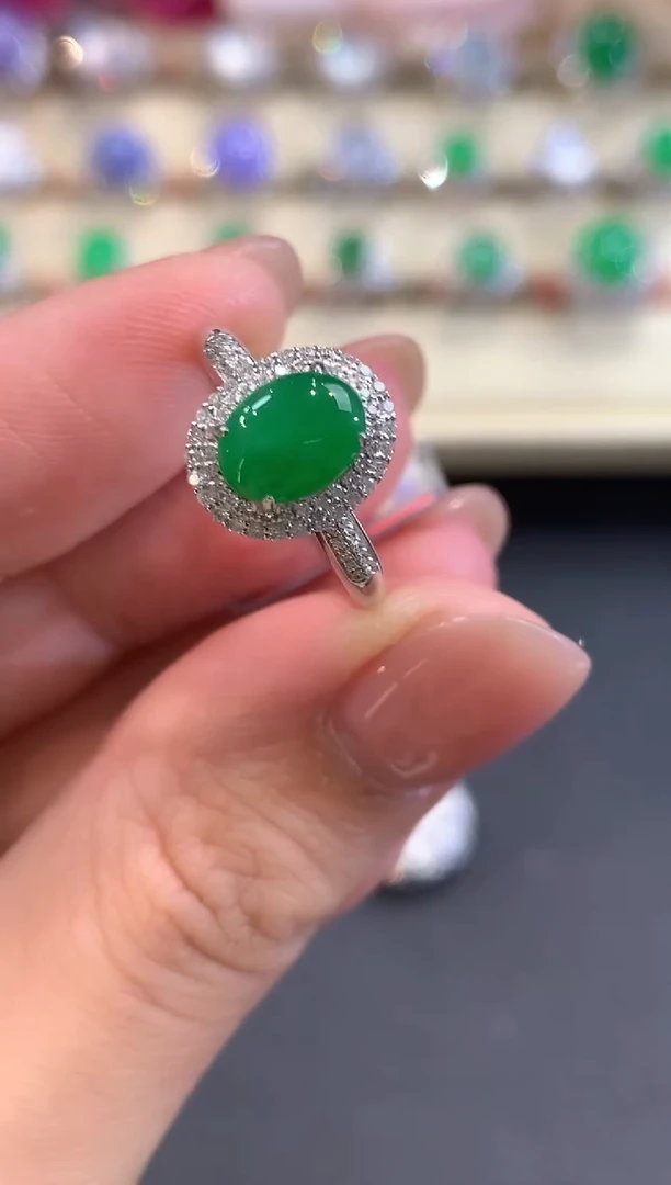 18K金镶嵌戒指翡翠a54