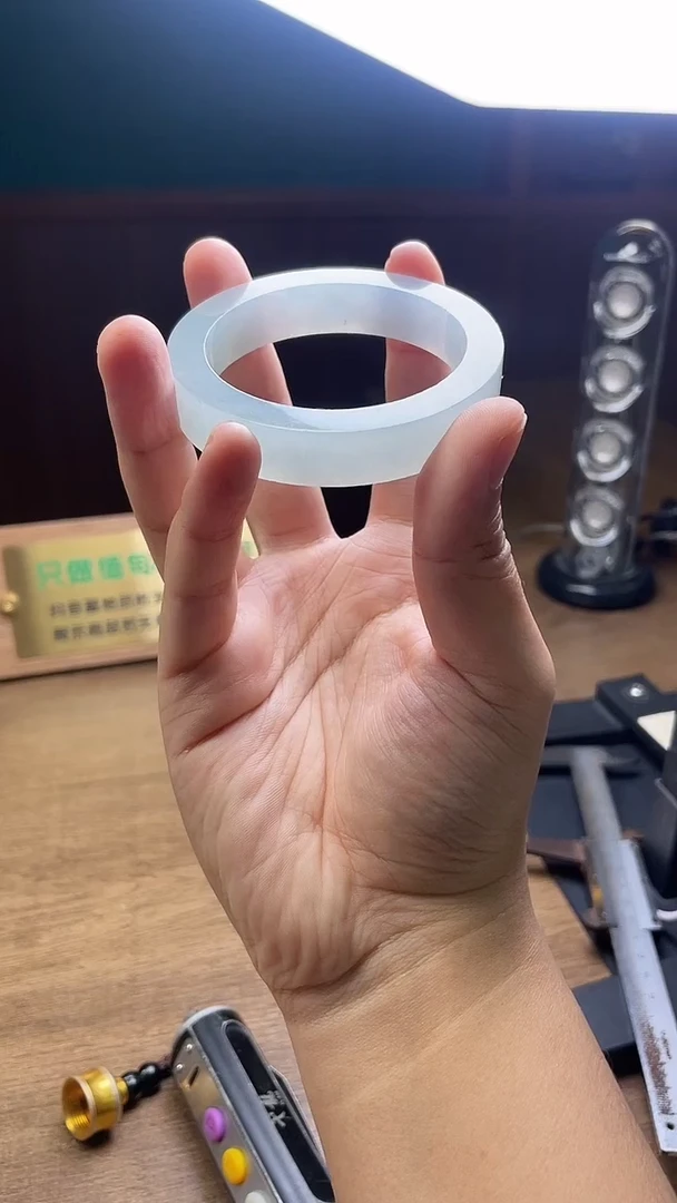 未镶嵌手镯定制翡翠定制