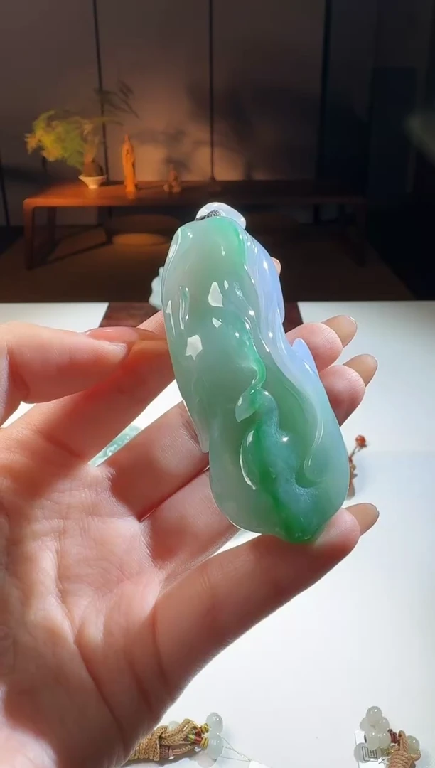 【闪购商品】翡翠颈饰未镶嵌【鑫鑫】