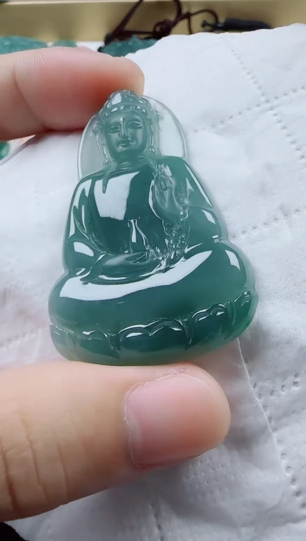 翡翠未镶嵌颈饰素衣多样性发货随机一件发货·