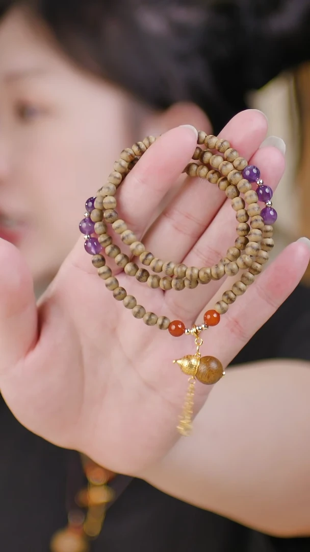 水晶手串未镶嵌（文莱奇楠0.5项链+葫芦吊坠）