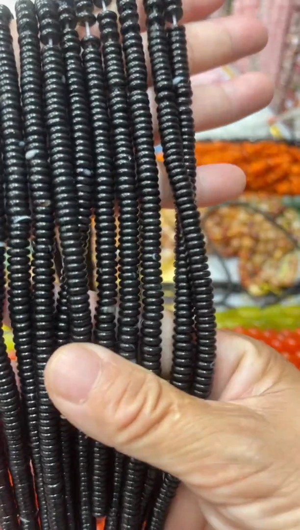 玛瑙/玉髓未镶嵌珠宝半成品一条