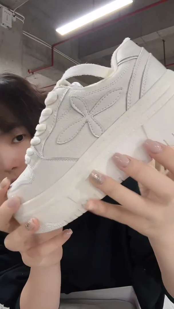 特价清仓女鞋081  39码