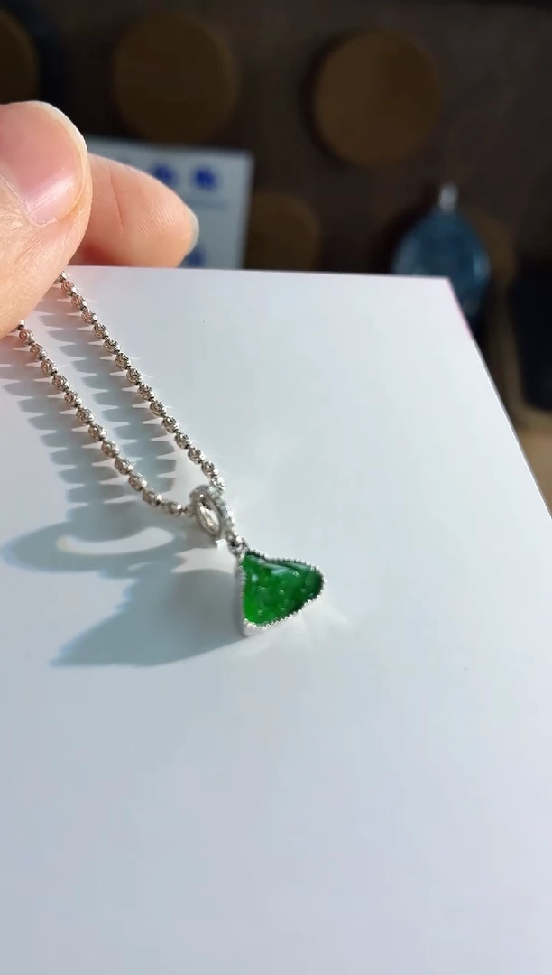 吊坠(不含链)18K金镶嵌翡翠吊坠