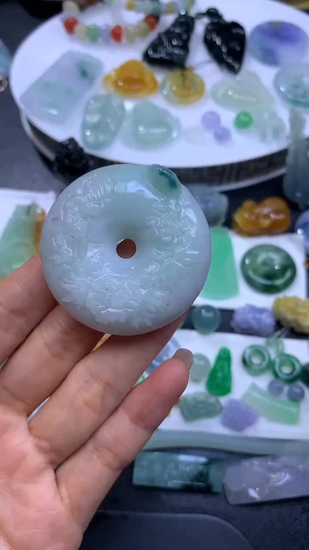 【闪购商品】定制翡翠未镶嵌翡翠