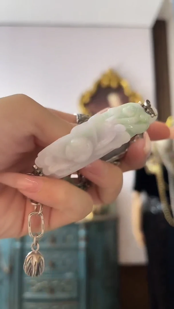 翡翠挂件未镶嵌小*翡翠B414