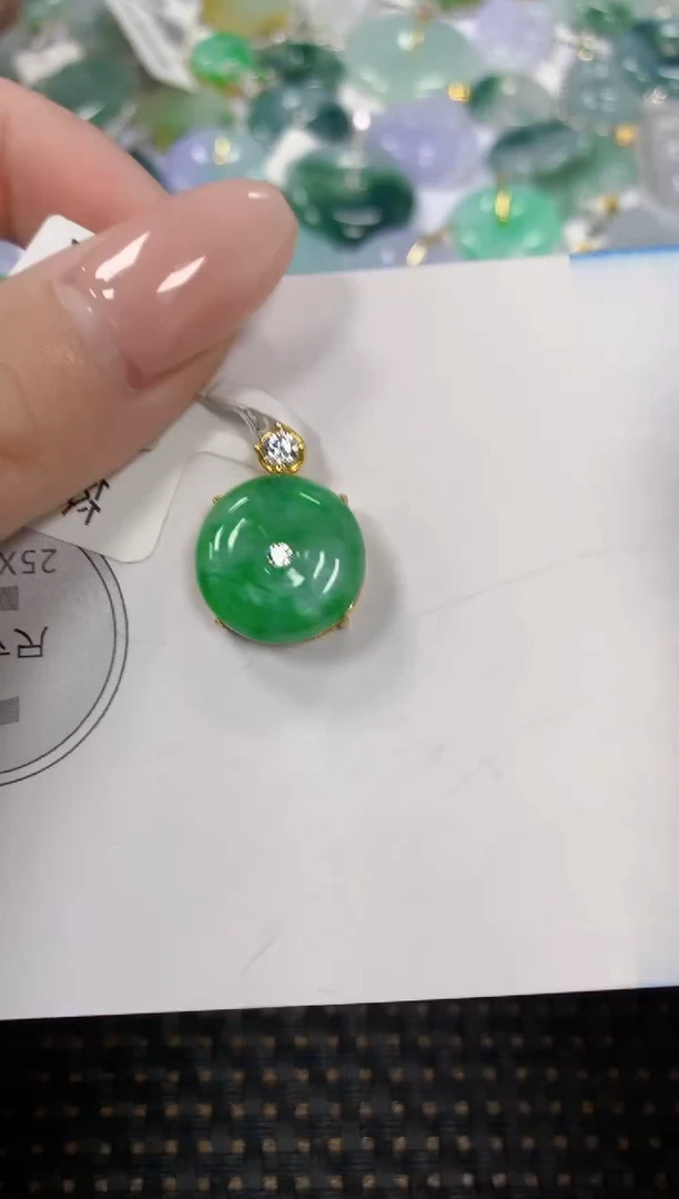 颈饰银S925镶嵌翡翠天然翡翠A货  百元以上9米证书费自理