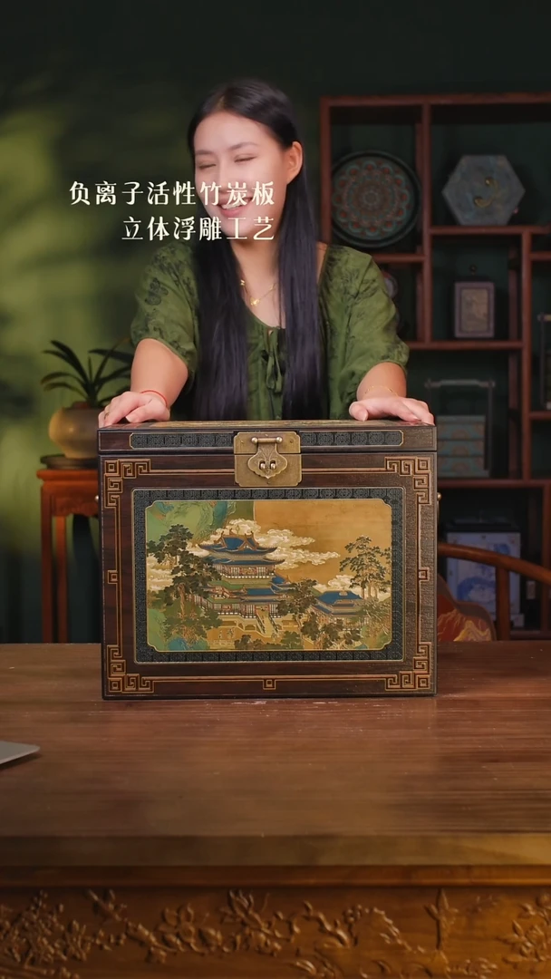 茶****、壹藏贰宝仙山楼阁大箱子