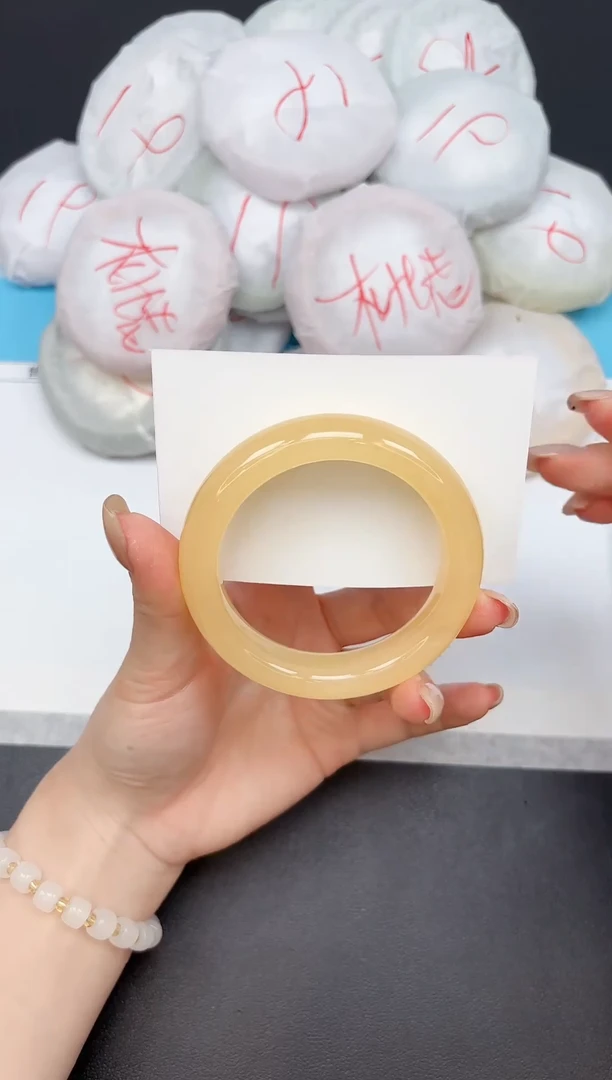 未镶嵌手镯石英质玉113/5556