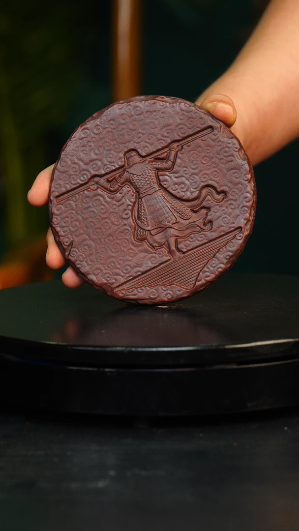 大圣归来壶承宜兴紫砂