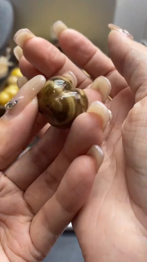 琥珀未镶嵌珠宝奇石1660