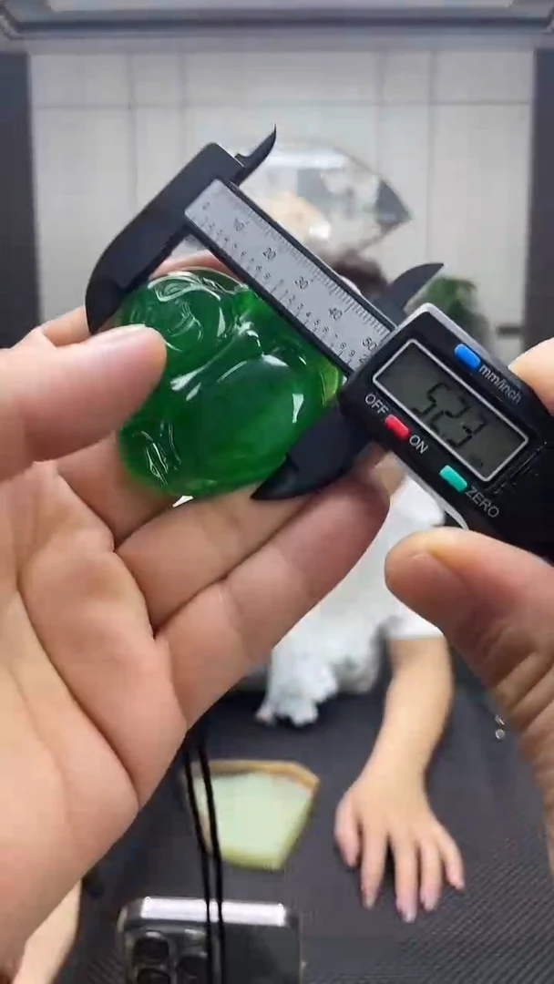 翡翠挂件未镶嵌佛公多样性发货任意一件