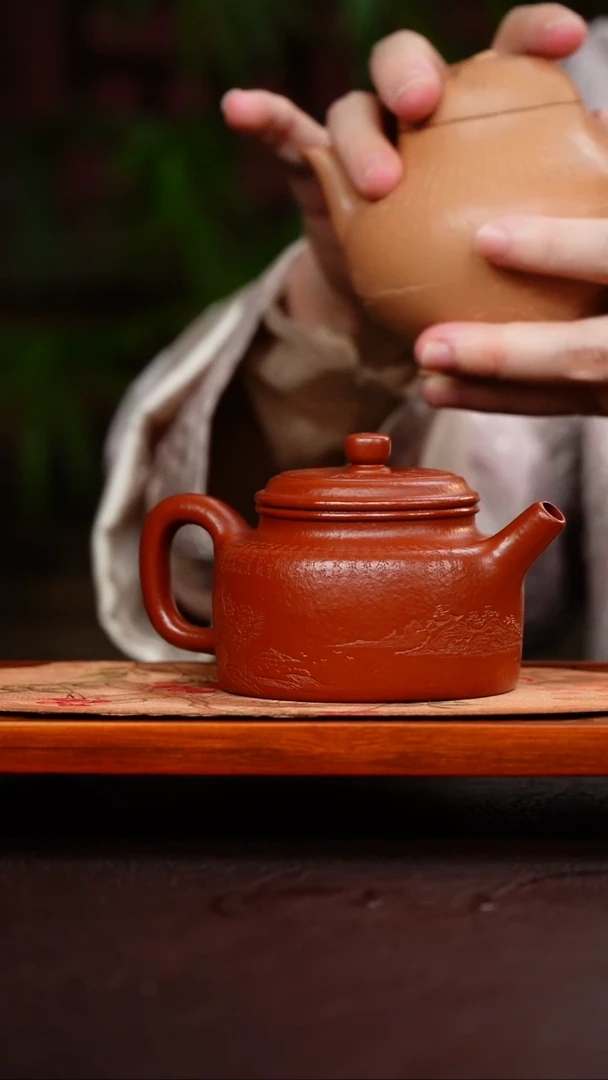 茶壶紫砂大红袍220cc刻绘德钟凡尘