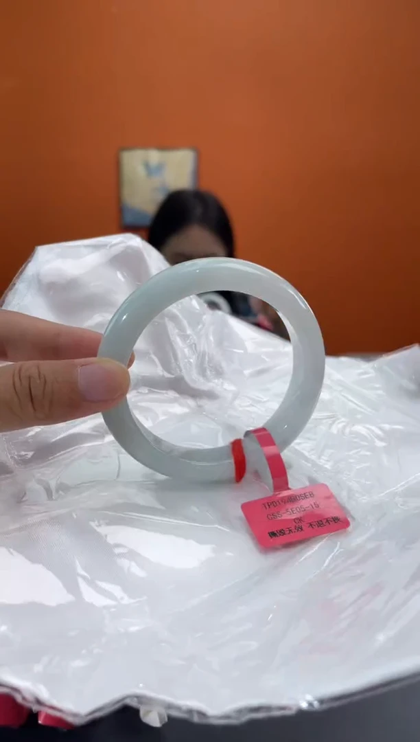 未镶嵌手镯翡翠4 57
