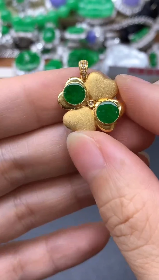 颈饰18K金镶嵌翡翠506-中国好珍宝