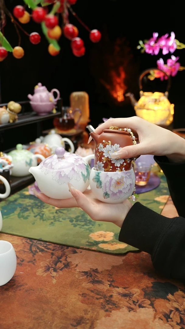 【闪购商品】紫色手绘紫牡丹+2个杯+手绘小雏菊