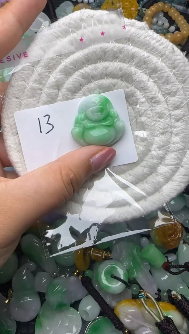 颈饰未镶嵌翡翠缅甸翡翠吊坠