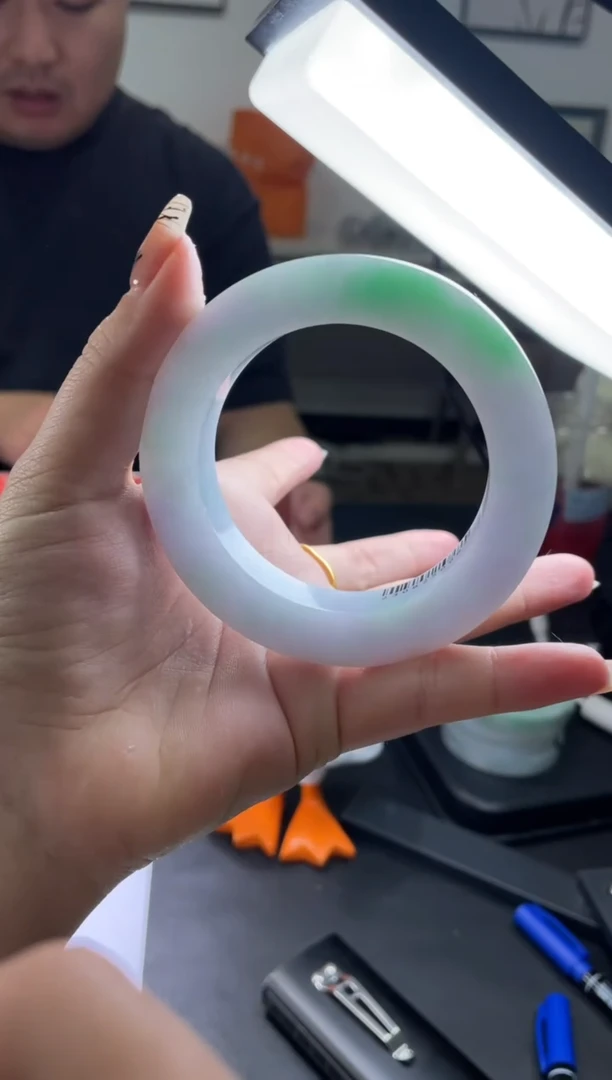 【闪购商品】定制翡翠手镯未镶嵌手镯DDQ/发一件