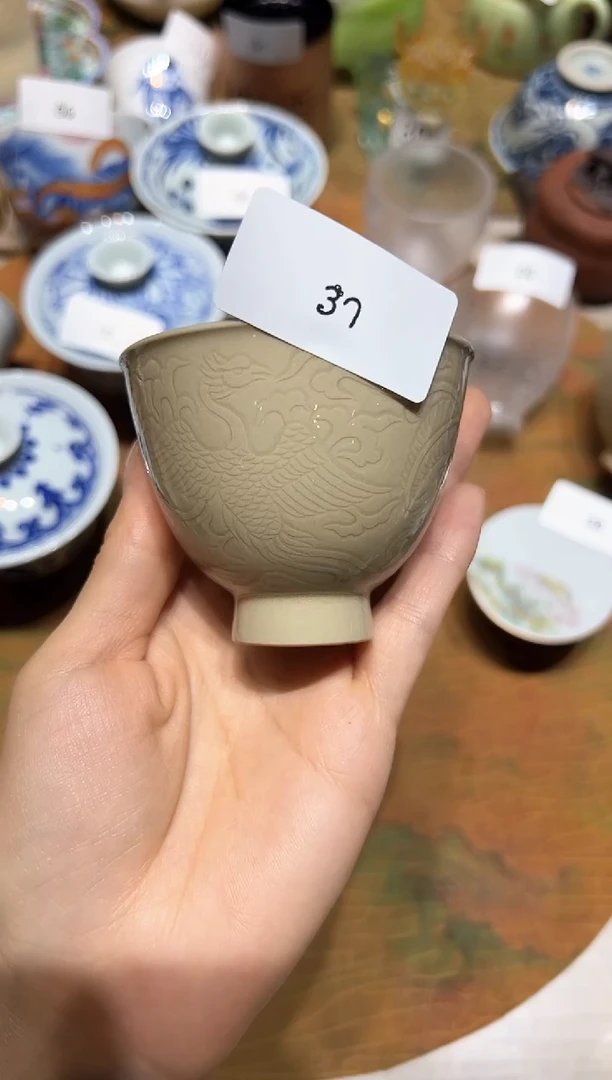 37单杯福利价格单杯福利价格蔓生