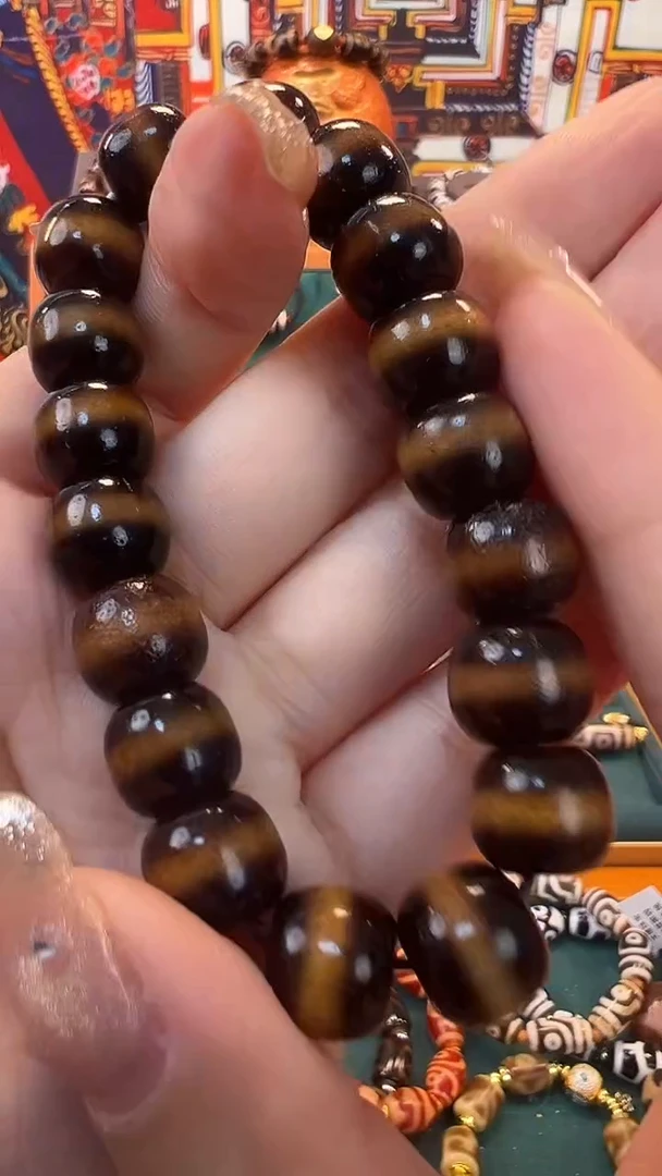 玛瑙/玉髓（覆膜）颈饰未镶嵌54.(微瑕)