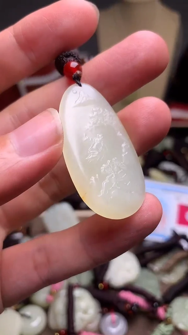 颈饰未镶嵌和田玉新疆料青海料清水和田玉吊坠