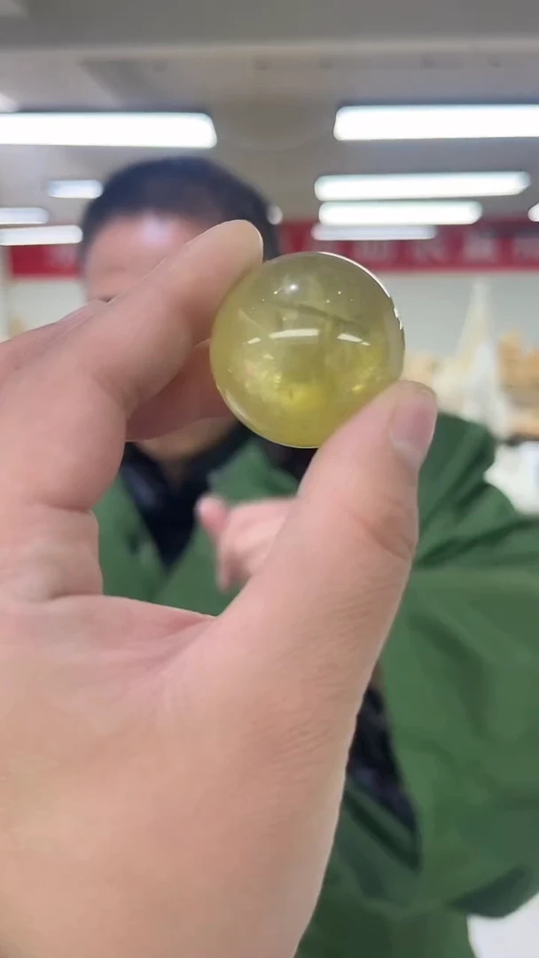 【闪购商品】黄晶水晶球未镶嵌天然多样性发一27.9mm05
