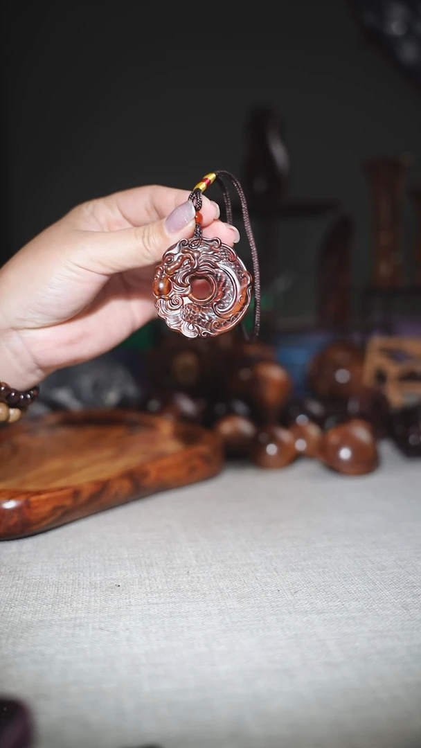 【闪购商品】黄花梨/降香黄檀吊坠鱼化龙