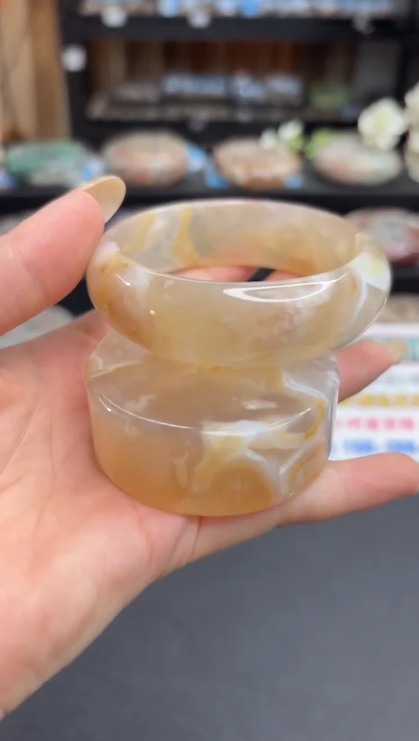 未镶嵌手镯石英质玉A153(56圈赠送镯心)