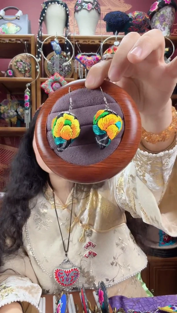 刺绣耳环118甜甜家