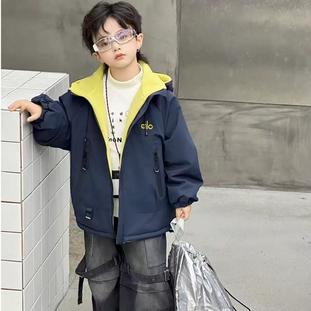 男女童冬季双面可穿奥利绒加厚冲锋衣三防高货