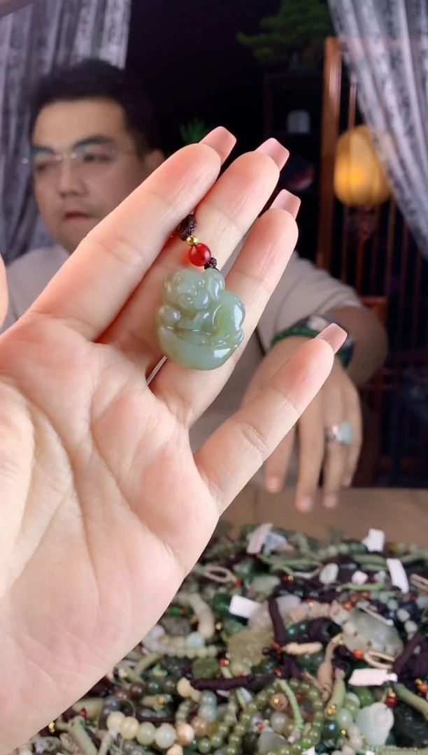 【闪购商品】和田玉挂件未镶嵌多样性发货拍一发一