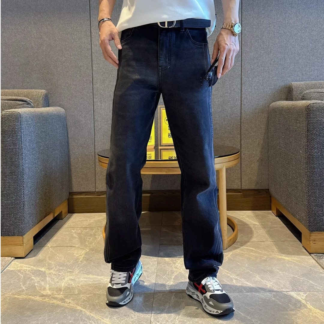 2025男士早秋新款直筒牛仔裤百搭宽松潮流水洗高端简欧潮牌休闲裤