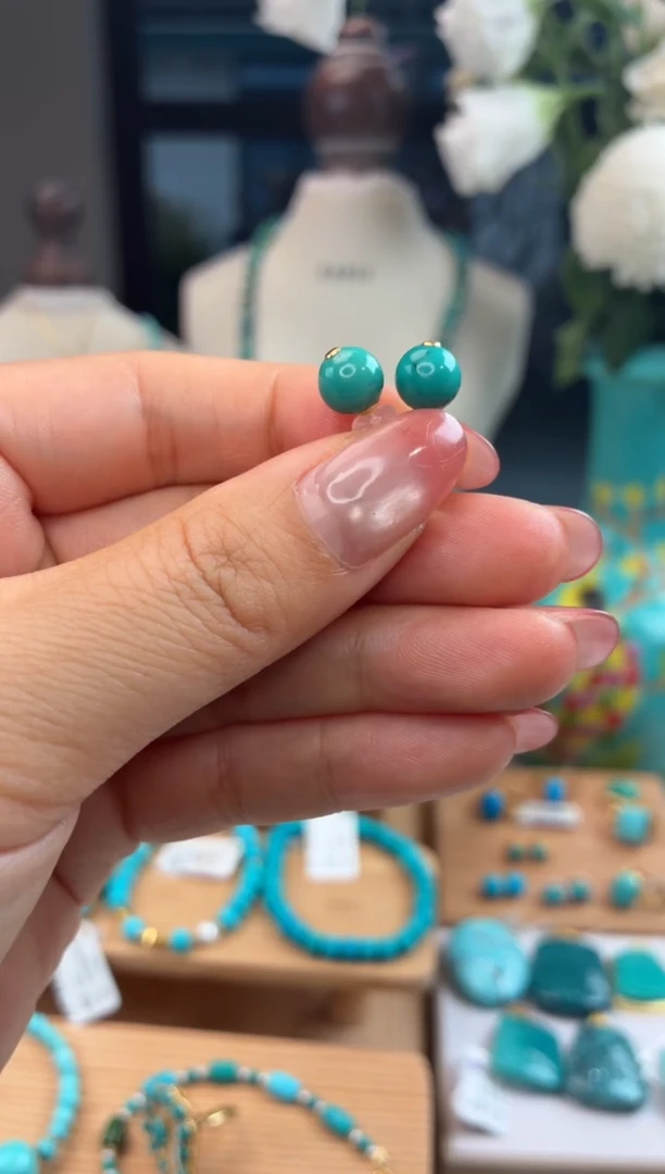 18K金镶嵌绿松石耳饰1