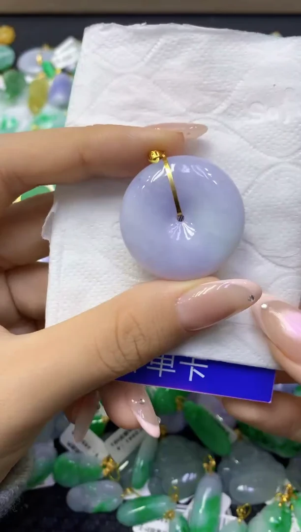 颈饰18K金镶嵌翡翠天然缅甸翡翠A货