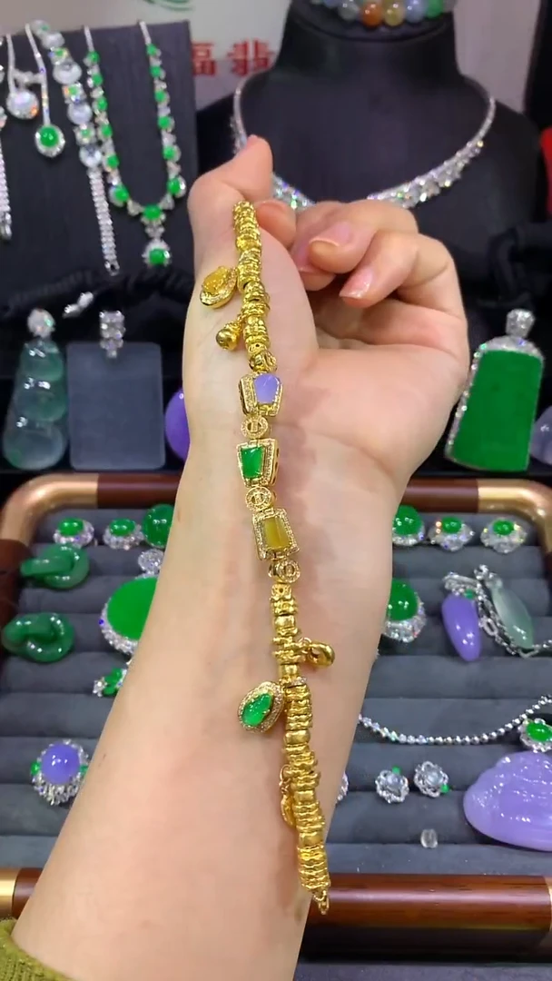 18K金镶嵌手链翡翠手链