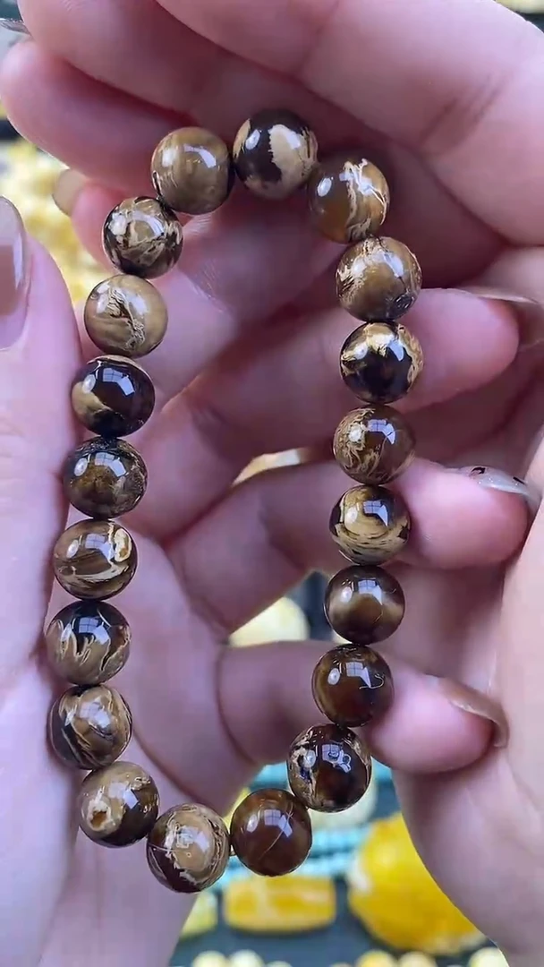 【闪购商品】琥珀裸石未镶嵌月.29