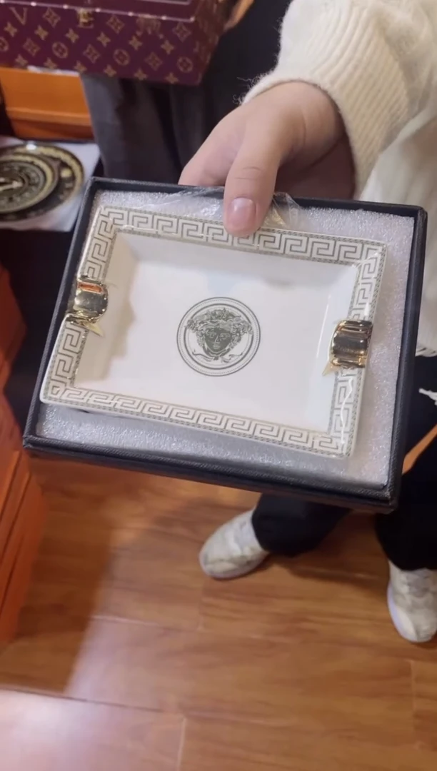 【闪购商品】杯鸿辉家品牌瓷器，京东包邮！