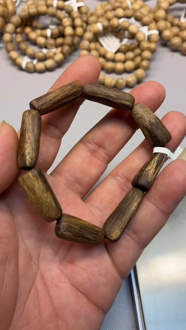 沉香手串菩萨棋随型单圈沉水多样性发其一