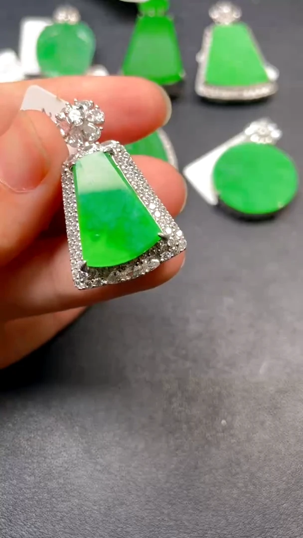 吊坠(不含链)银S925镶嵌翡翠吊坠