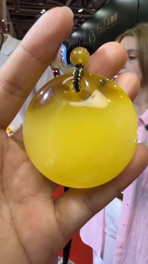 未镶嵌颈饰琥珀杭州珠宝展假一罚十