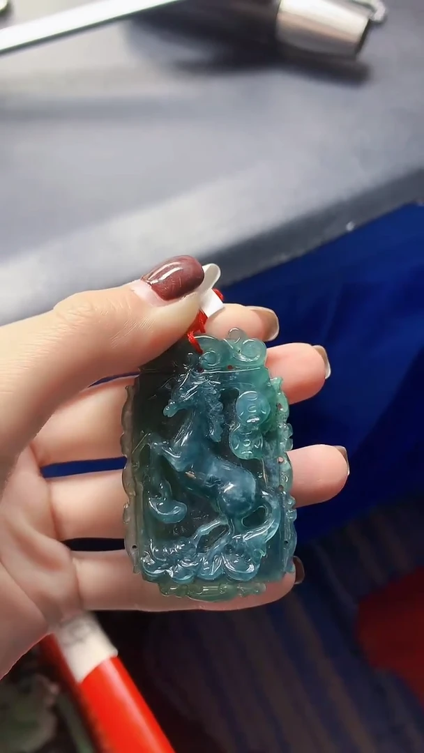 颈饰未镶嵌翡翠天然缅甸a货翡翠