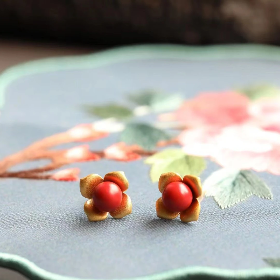 含辰砂工艺品A【幸运四叶草】925银镶嵌耳钉【湛兰专属】