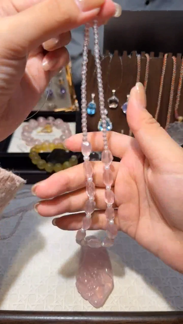 吊坠(不含链)未镶嵌芙蓉石A****e粉水晶项链