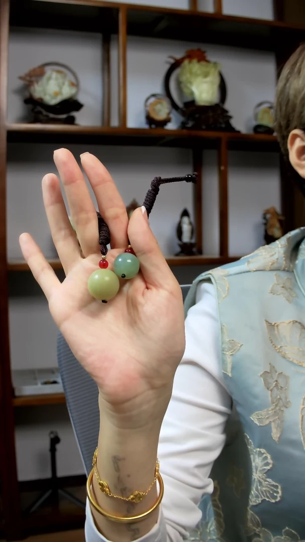 未镶嵌岫玉吊坠川*转转珠  多样性发货选其一