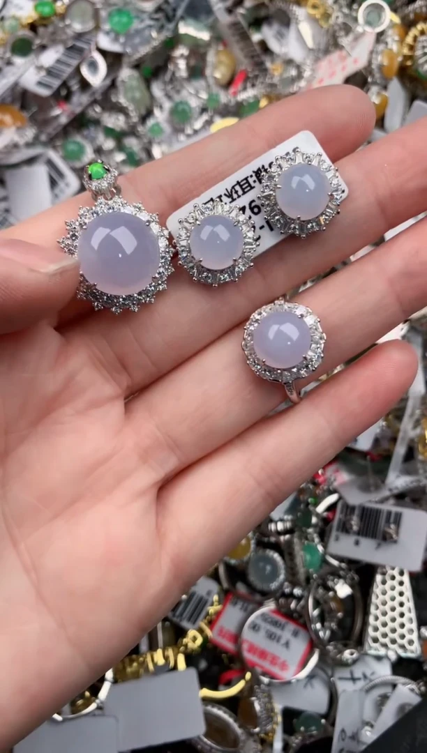 银S925镶嵌戒指翡翠666            3