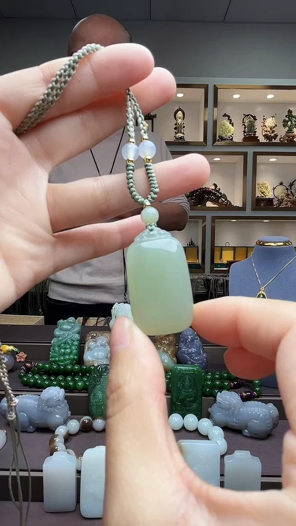 【闪购商品】和田玉挂件未镶嵌苏