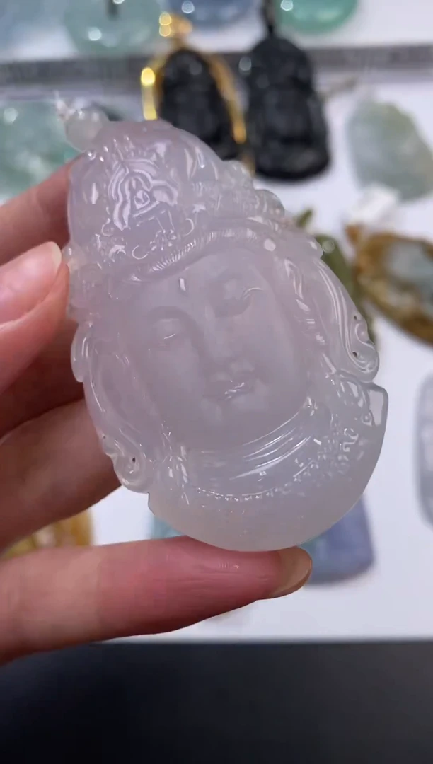 未镶嵌挂件翡翠373259  多人