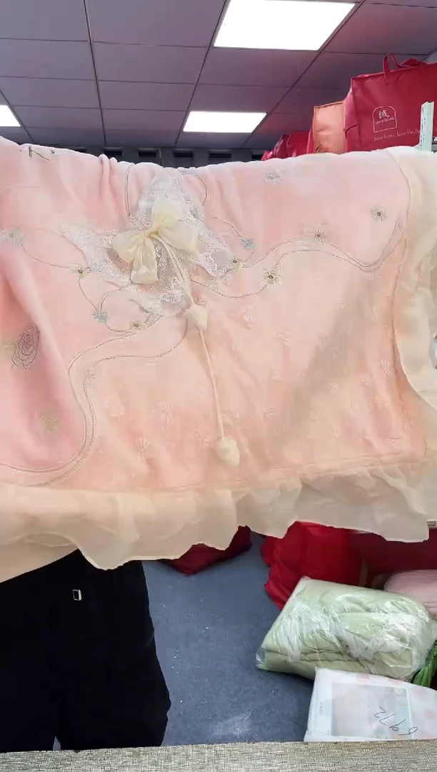 牛奶绒绒加厚蝴蝶床盖四件套/浅绿